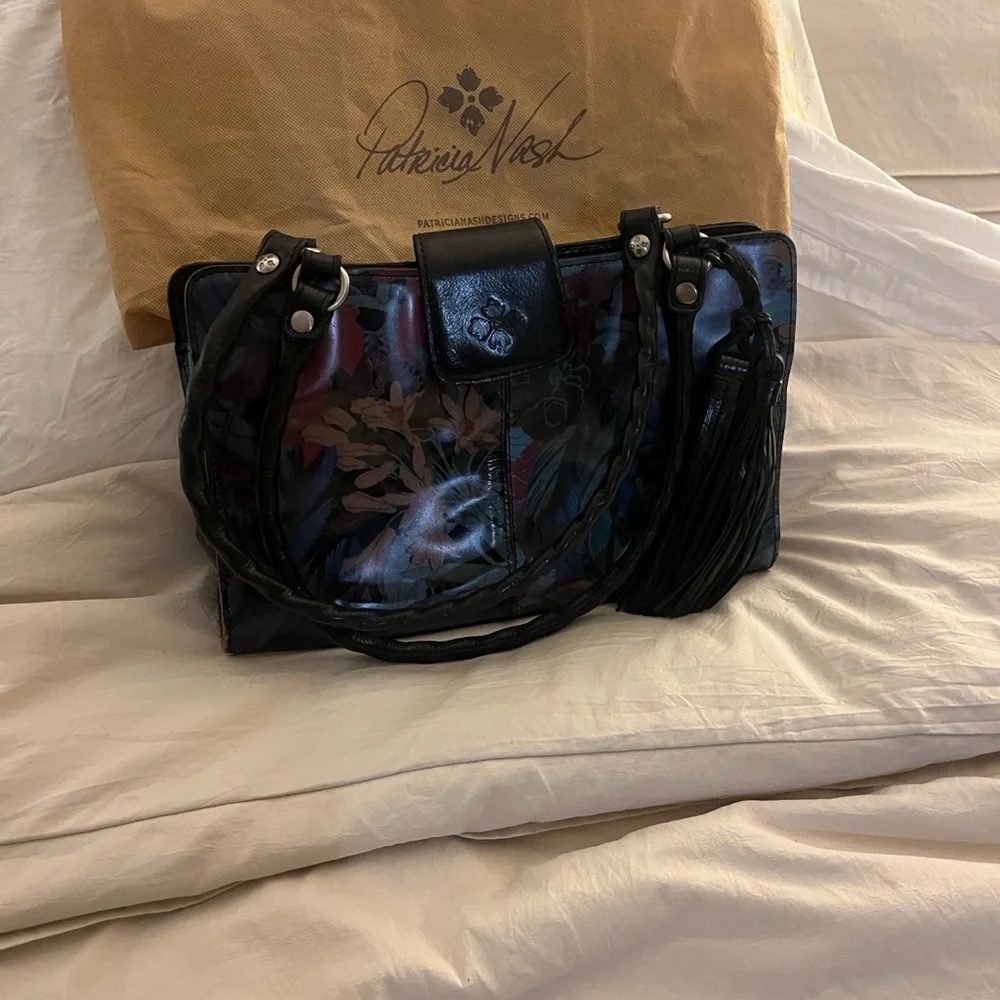 Patricia Nash Multicolor Floral Shoulder Bag NWOT has bag - Picture 14 of 14